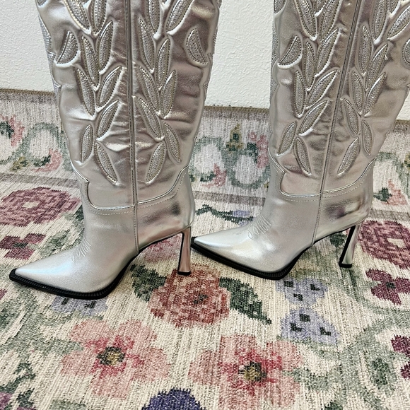 New Steve Madden Kinzee Pointed Toe Cowboy Boots - Picture 7 of 12